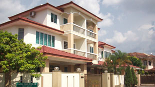 2.5 Storey Semi Detached House