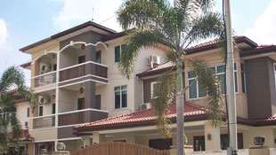 2.5 Storey Semi Detached House